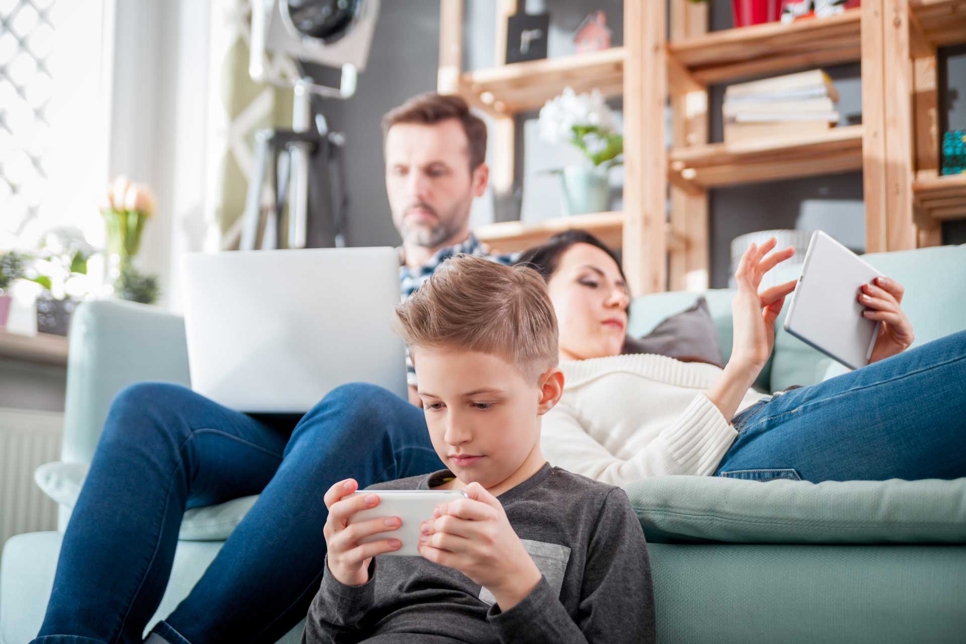 famille screen addict